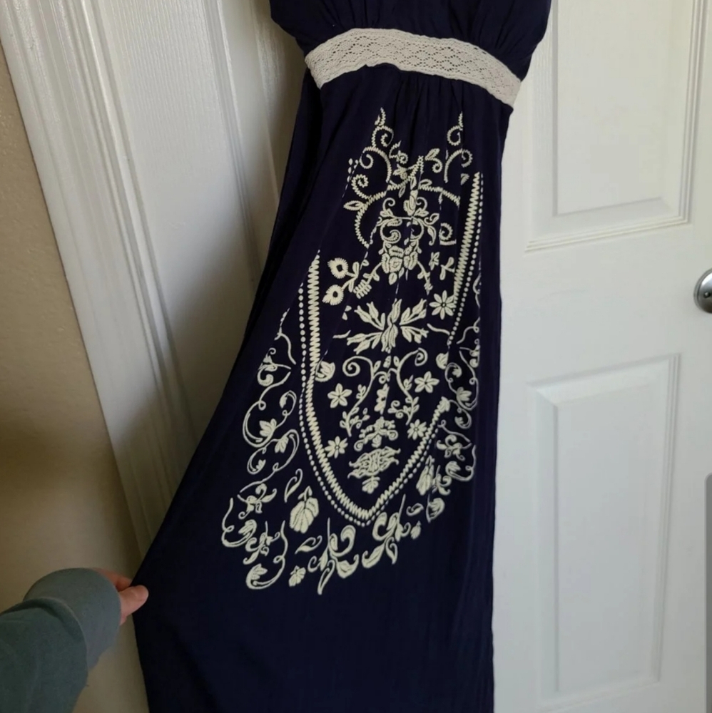Navy maxi dress M